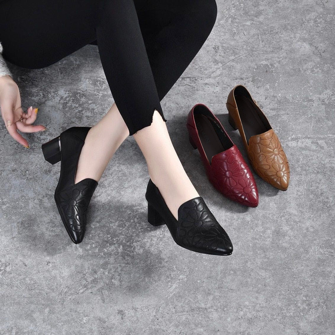 Olene™ | Vegan Embroidery Pumps