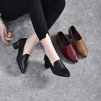 Olene™ | Vegan Embroidery Pumps